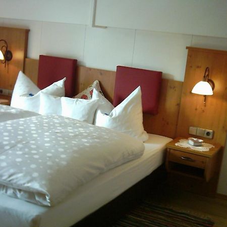 Haus Christl Reit Im Winkl, Kostenloser Parkplatz, 5 Minuten Zum Ortszentrum, Ruhige Lage, Wlan Chambre photo